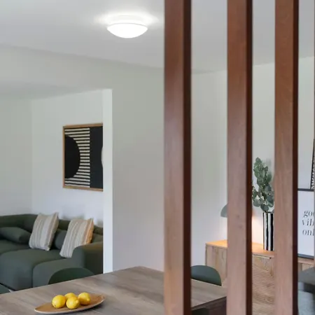 Casa De Pedra By An Island