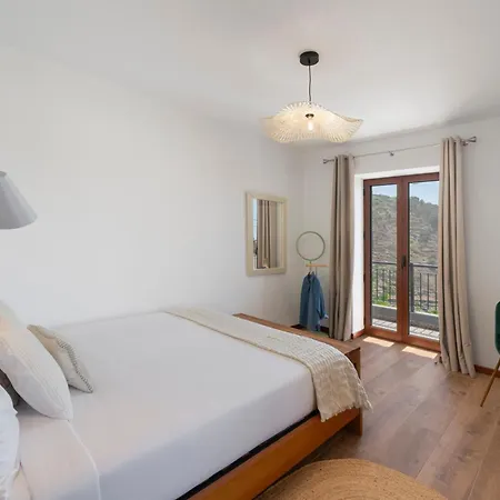 Casa De Pedra By An Island Ribeira Brava