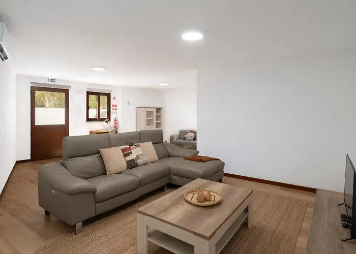 度假居 Casa De Pedra By An Island 里贝拉布拉瓦