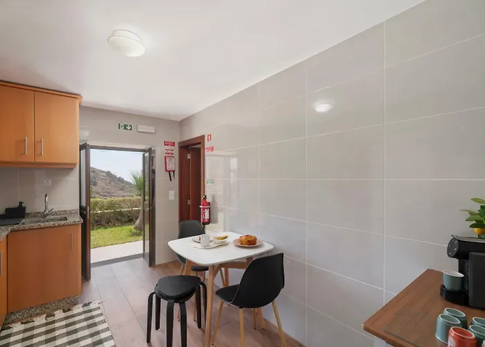 度假居 Casa De Pedra By An Island 里贝拉布拉瓦