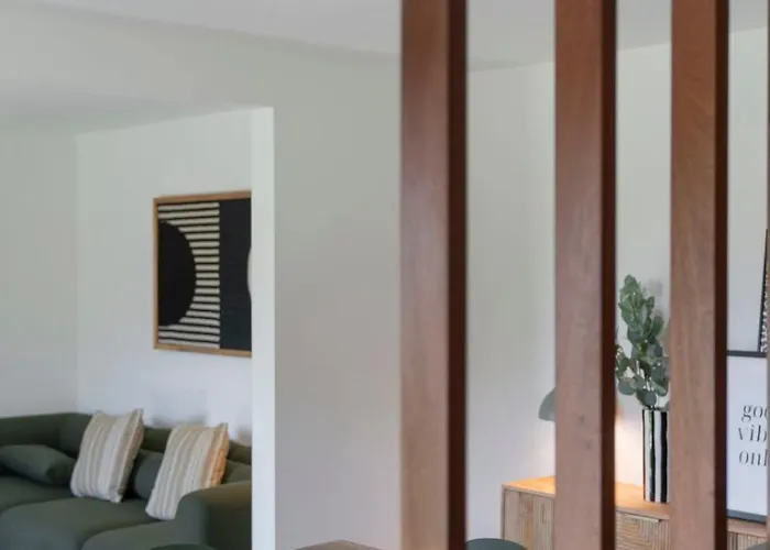 Casa De Pedra By An Island