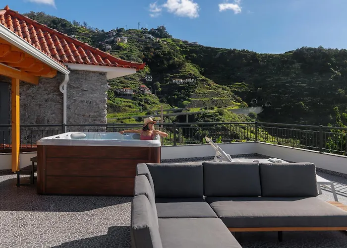 Casa De Pedra By An Island * 里贝拉布拉瓦